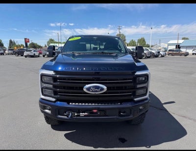 2025 Ford F-350SD Platinum