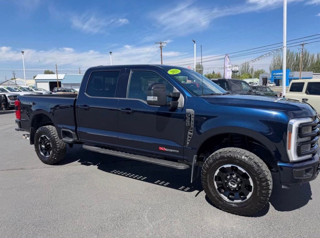 2025 Ford F-350SD Platinum