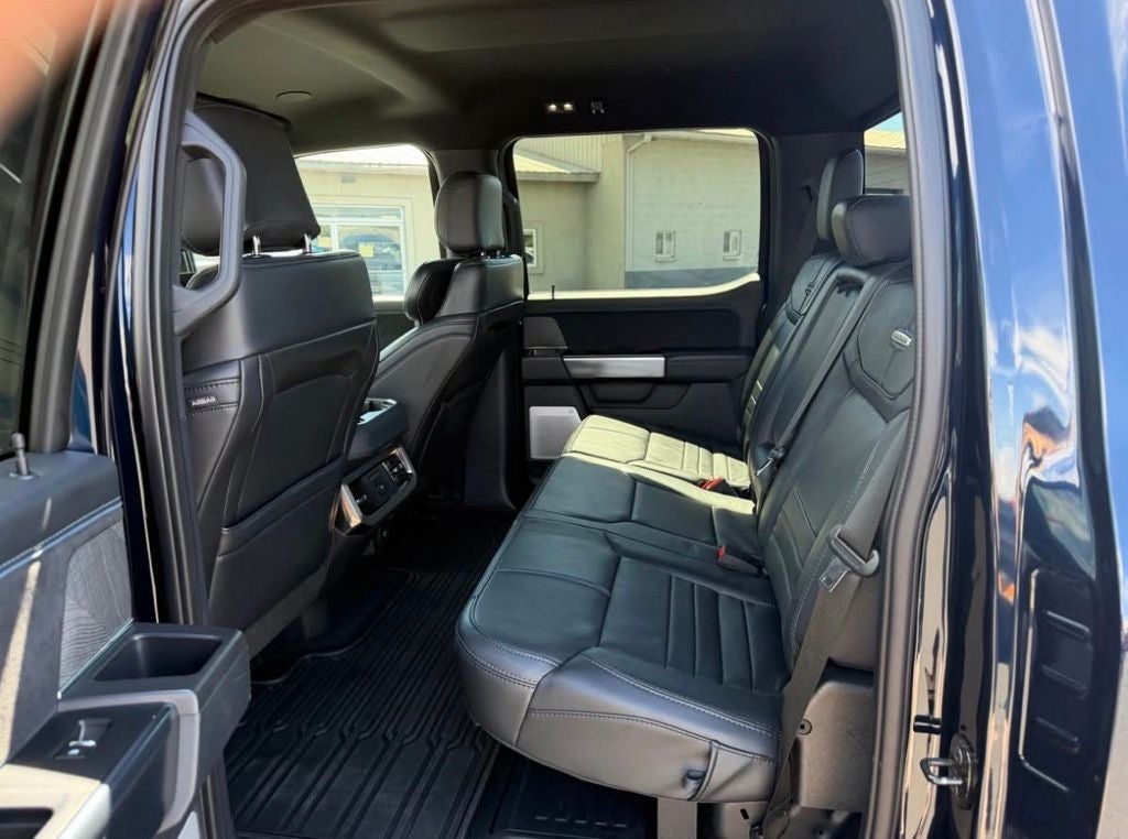 2025 Ford F-350SD Platinum