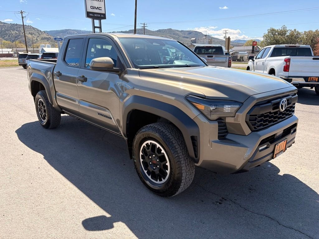 2024 Toyota Tacoma 4WD SR5