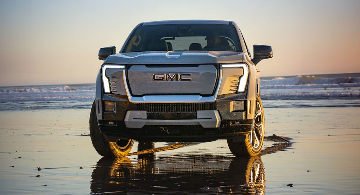 Hall Motor Company GMC in LAKEVIEW OR