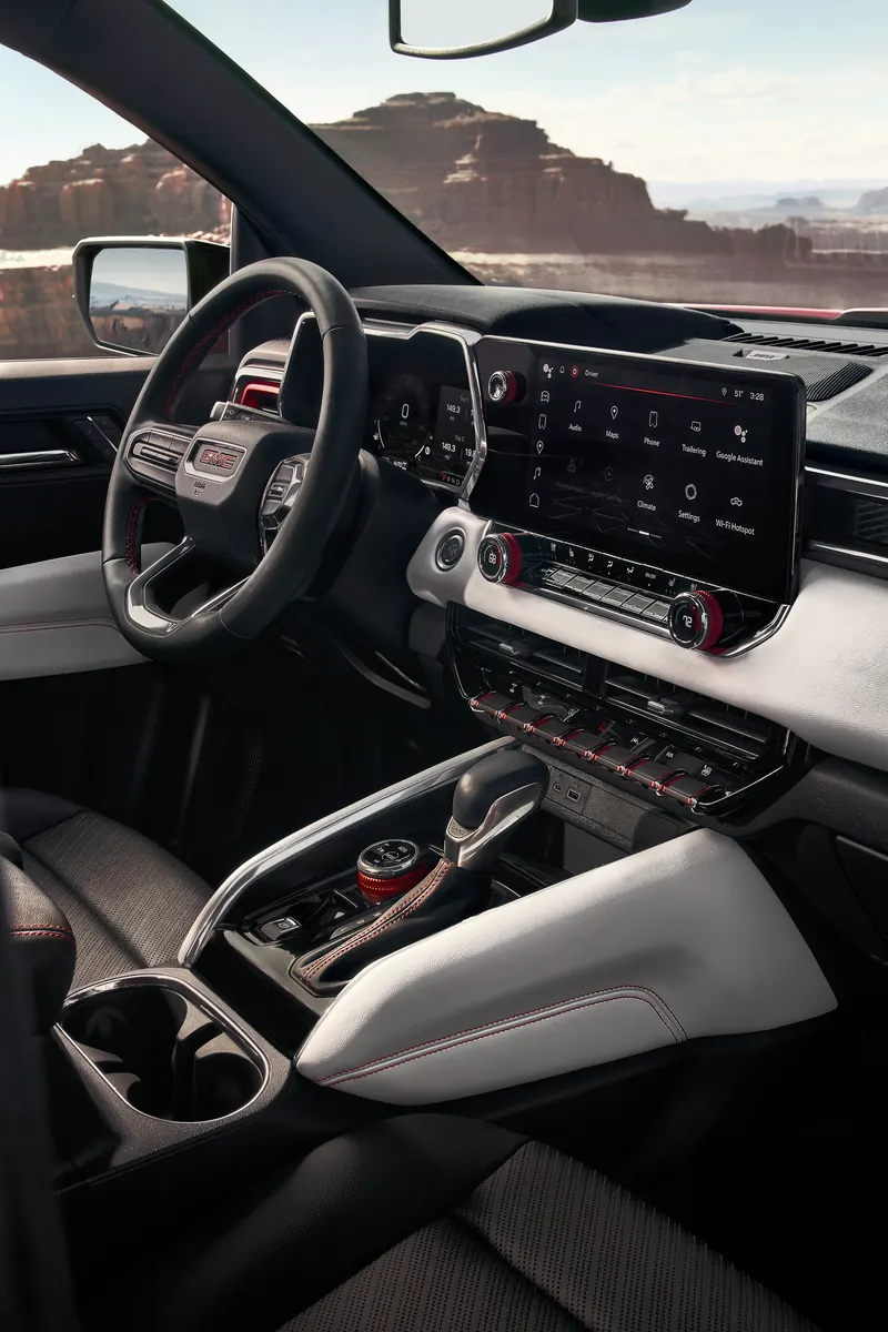 2026 GMC Canyon infotainment system at Hall Motor Company GMC in LAKEVIEW OR