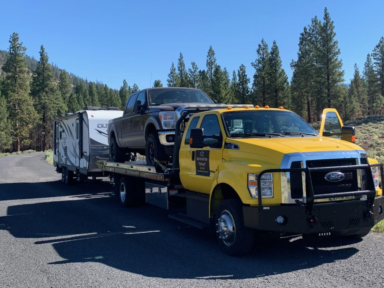 Hall Motor Company GMC in LAKEVIEW OR